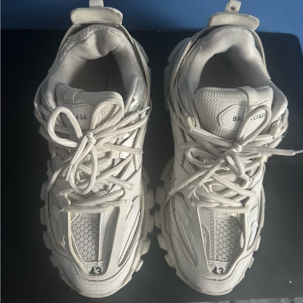 COPY - White balenciaga tracks